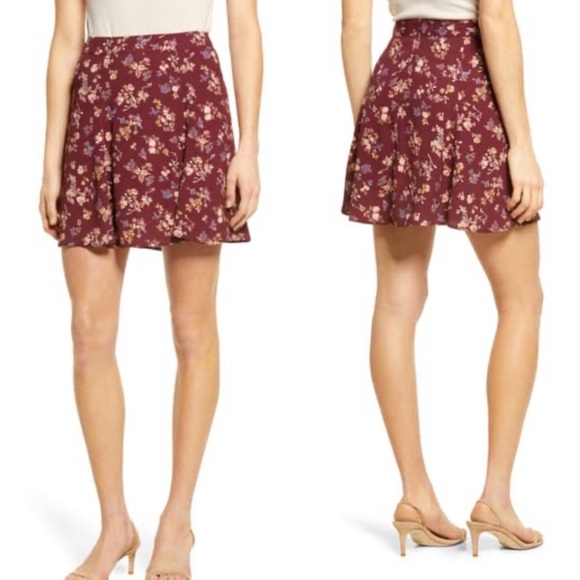 NWT Reformation Flounce mini skirt in Chantelle 4 - Picture 2 of 6